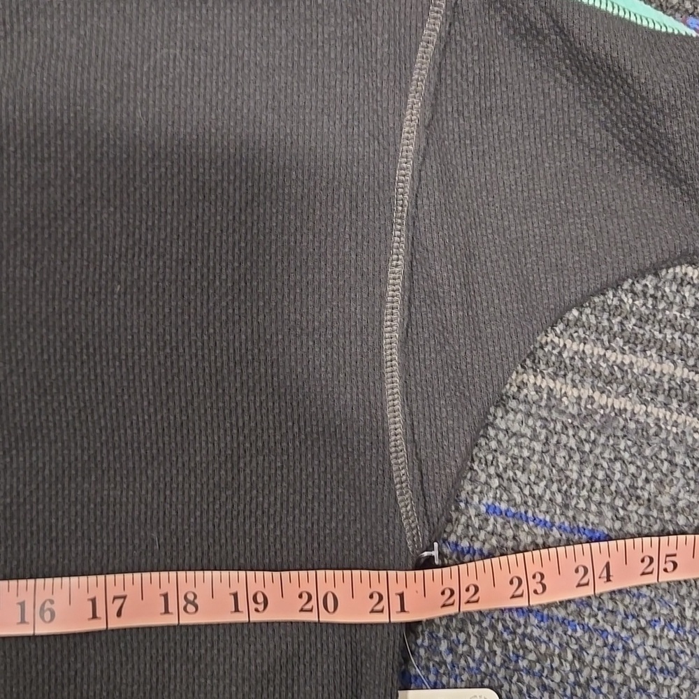 Free People-Long Sleeve "On My Way" Cuff Thermal Top in Washed Black-Size XS - Picture 15 of 17